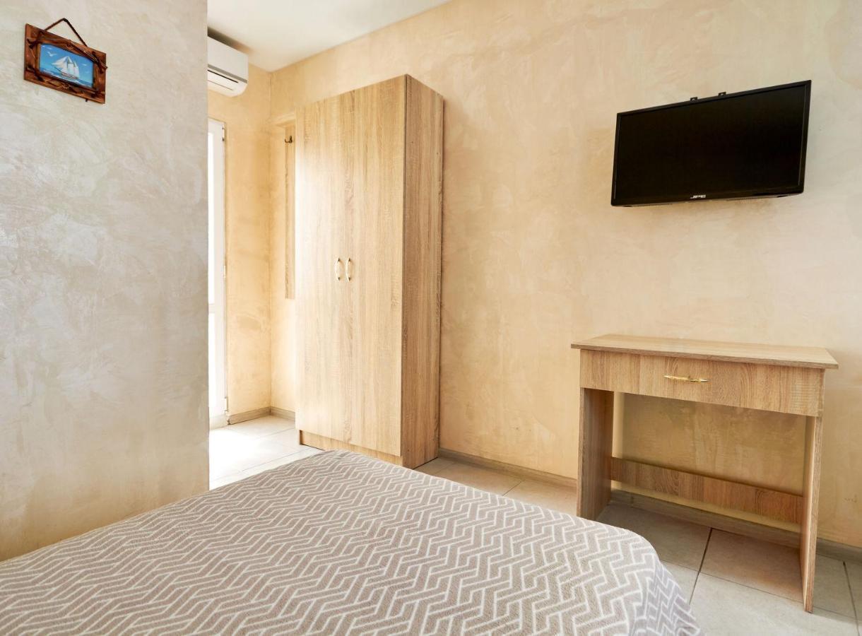 Ля Вады Hotel Zatoka Bagian luar foto